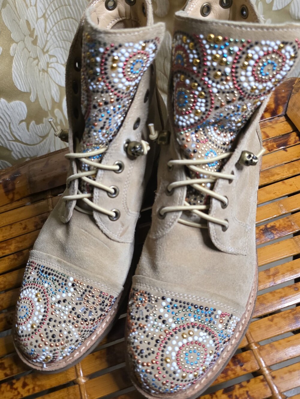 Alma En Pena Women Suede Boots  With Small Beads Sz 39, 8US